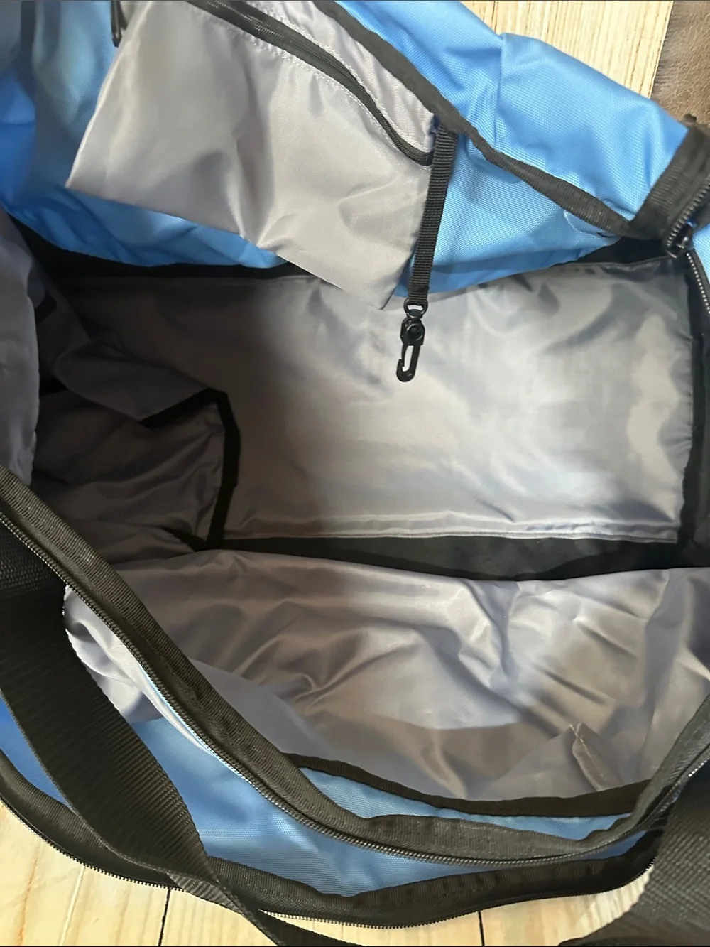 Adidas Team Issue 2 medium duffel